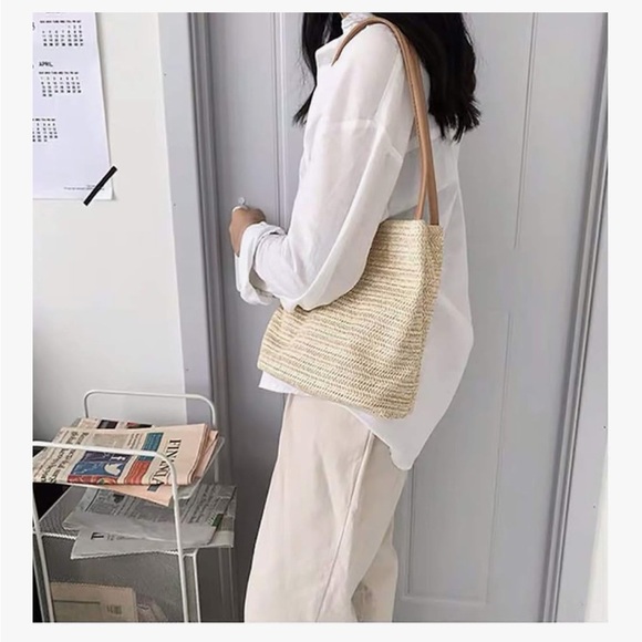 Straw Bucket Shoulder Summer Bag - Picture 5 of 10